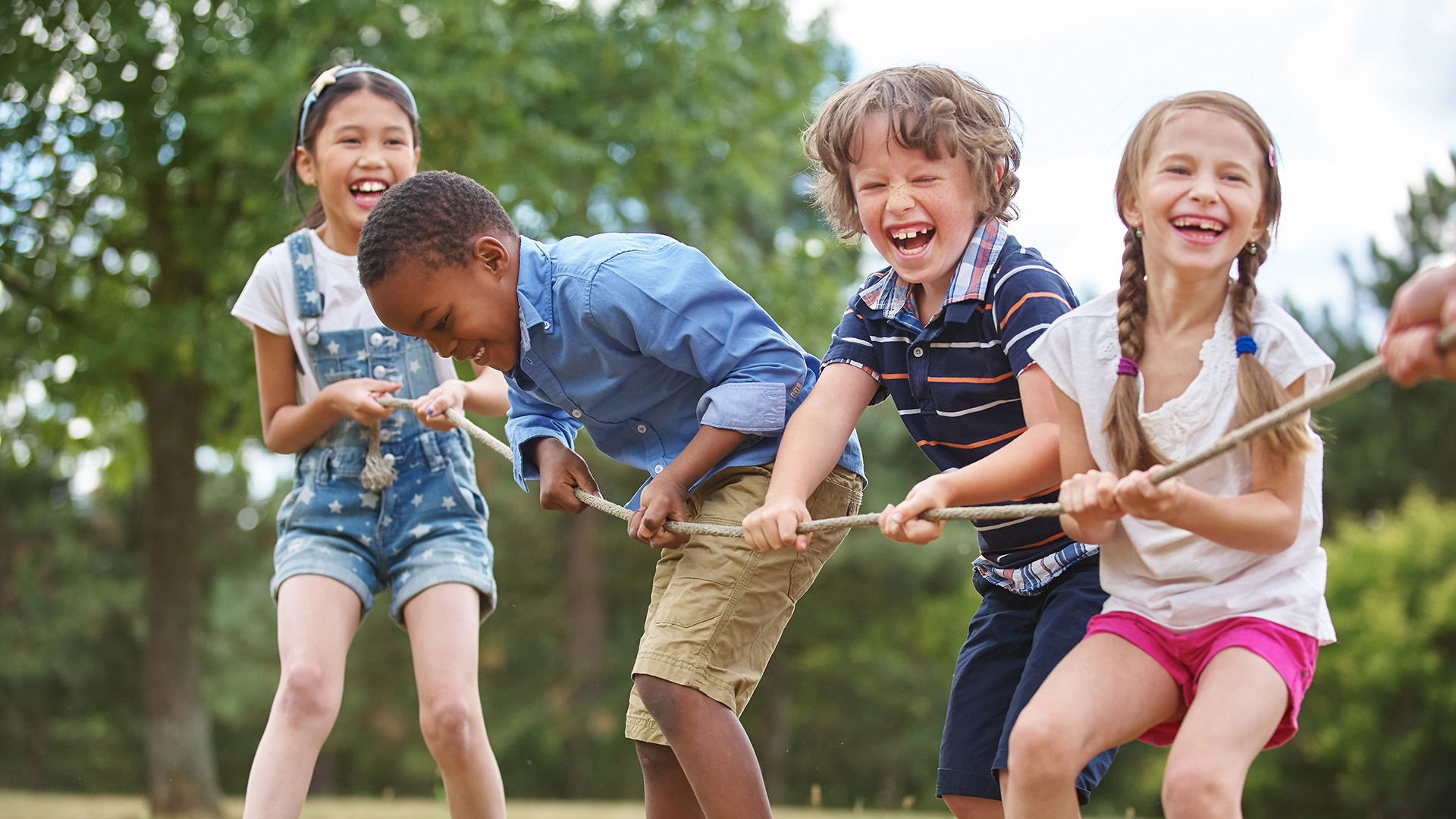 How to Get Your Kids to Play Outside - AVID Risk